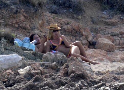 Full leaked Heidi klum  page private onlyfans photo