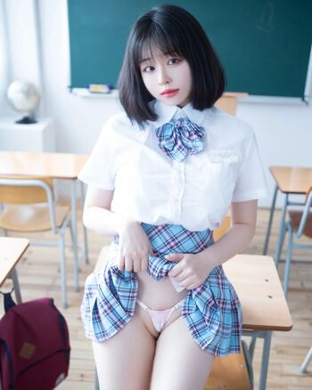 Full leaked Heihwa private photo