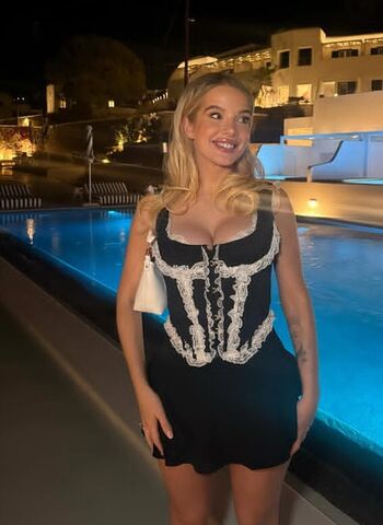 Full leaked Helen flanagan page private photo