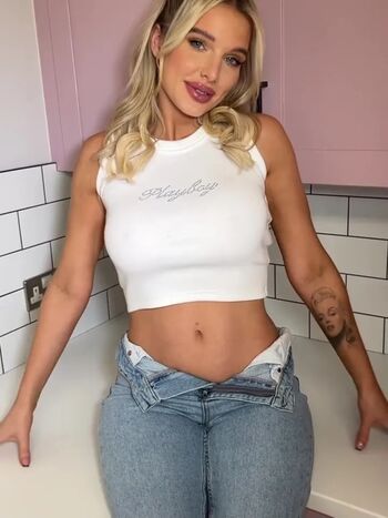 Full leaked Helen flanagan page private photo