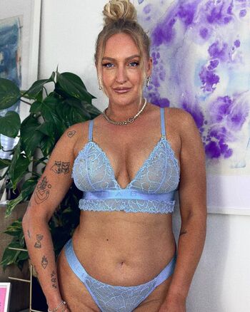 Full leaked Helen scott private photo