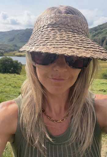 Full leaked Helen skelton private photo