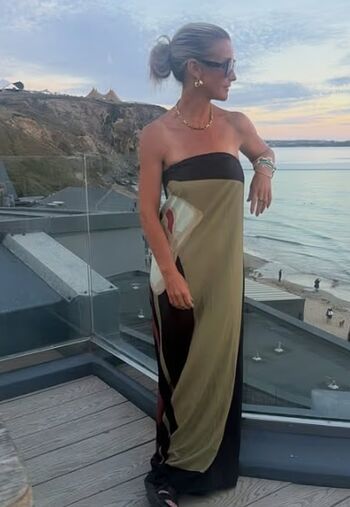 Full leaked Helen skelton private photo