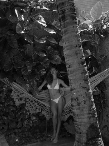 Full leaked Helena prestes private photo