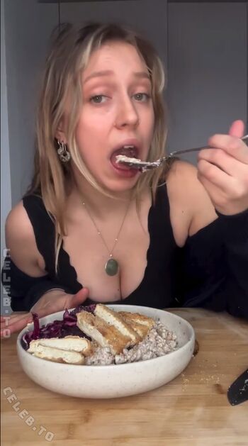 Full leaked Helenaastoll private onlyfans photo