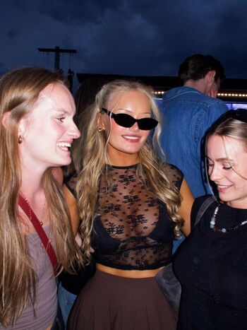 Full leaked Heleneelises private photo