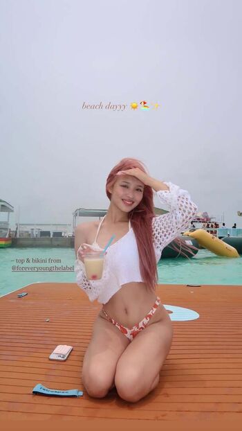 Full leaked Helenpenggg page private onlyfans photo