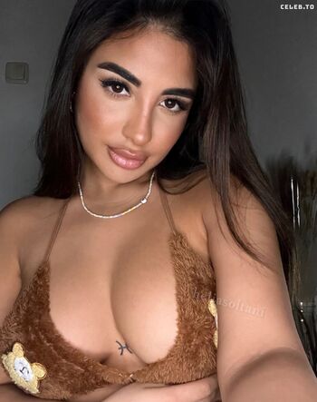 Helia Soltani