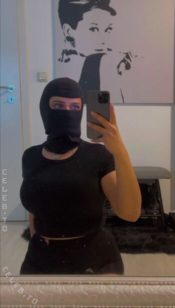 Full leaked Helinhot private onlyfans photo