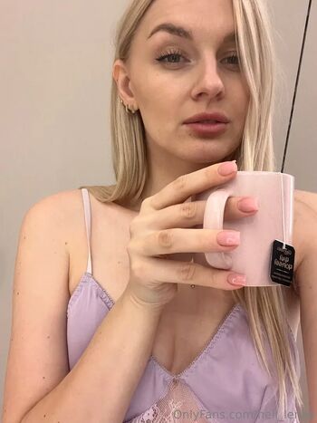 Full leaked Hell lenaa private onlyfans photo