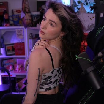 Full leaked Hellioncait private onlyfans photo