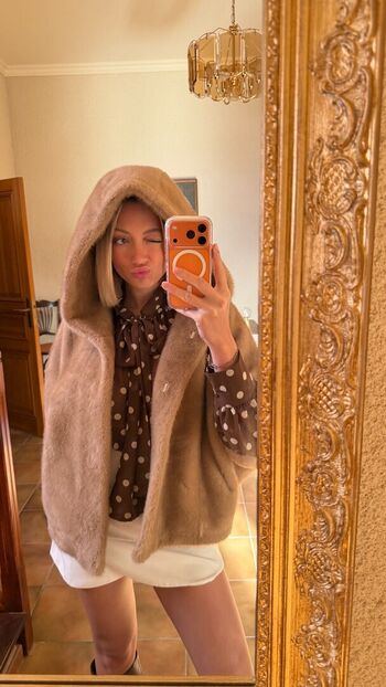 Full leaked Hello iris page private onlyfans photo