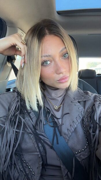 Full leaked Hello iris page private onlyfans photo