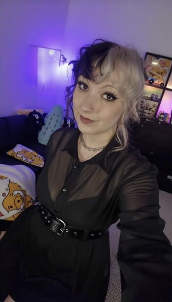 Full leaked Helloneptune private photo