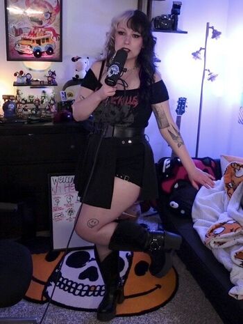 Full leaked Helloneptune private photo