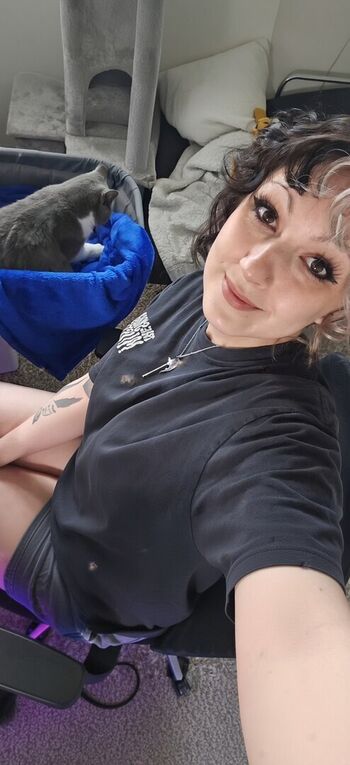 Full leaked Helloneptune private photo