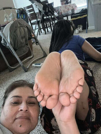 Full leaked Hellovivifeet page private onlyfans photo
