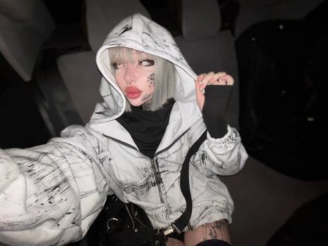Full leaked Heltylovve private photo