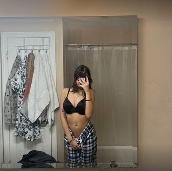 Full leaked Heluvsbbyt private onlyfans photo