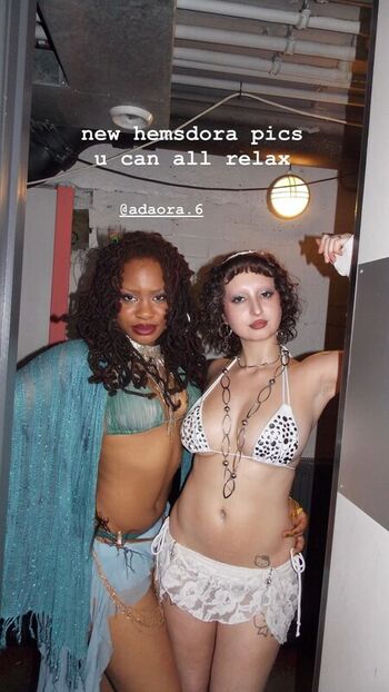 Full leaked Hemsley private photo