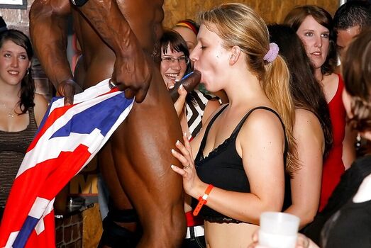 Full leaked Hen party fun page private onlyfans photo