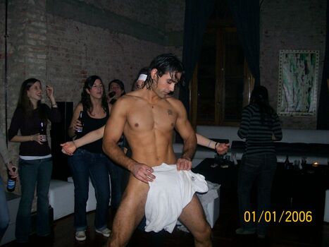 Full leaked Hen party page private photo
