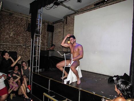Full leaked Hen party private photo