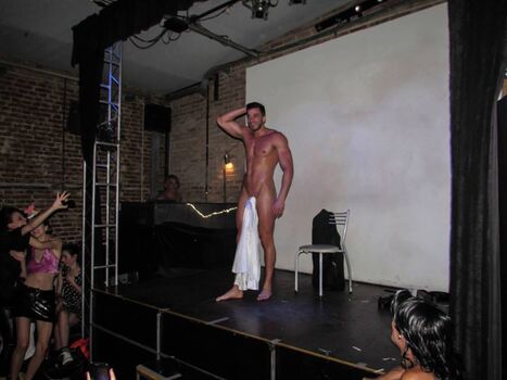Full leaked Hen party private photo