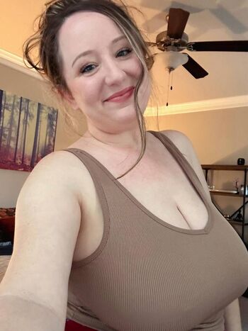 Full leaked Hennamckay private photo