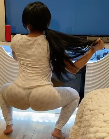 Full leaked Hennessycarolina private photo