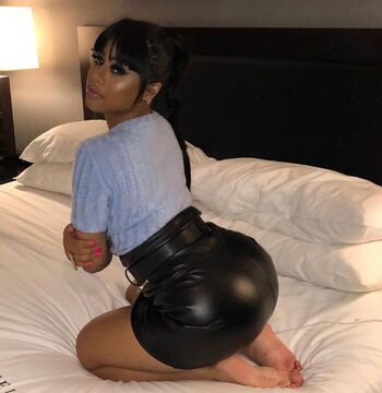 Full leaked Hennessycarolina private photo