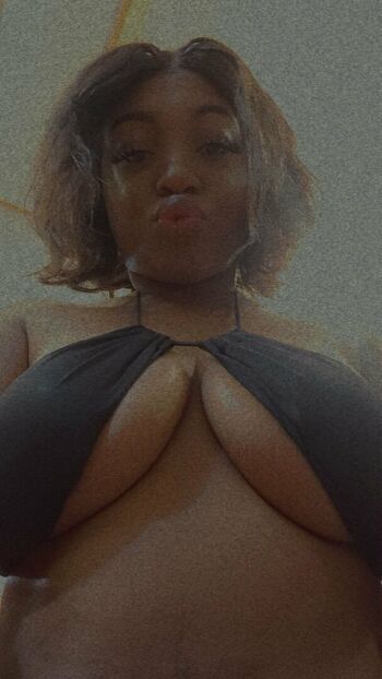 Full leaked Henny babii private photo