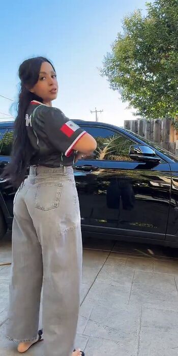 hermosa.kari