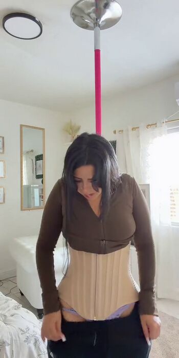 Full leaked Hermosa kari page private photo