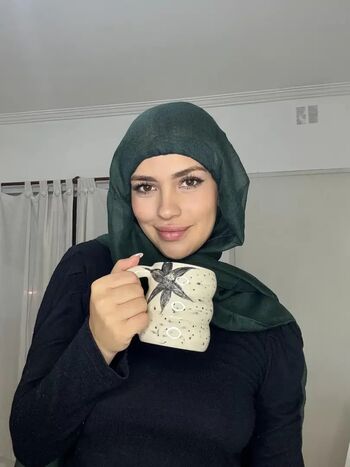 Full leaked Hessa khalifa private photo