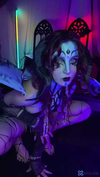 Full leaked Hexmaiden private onlyfans photo