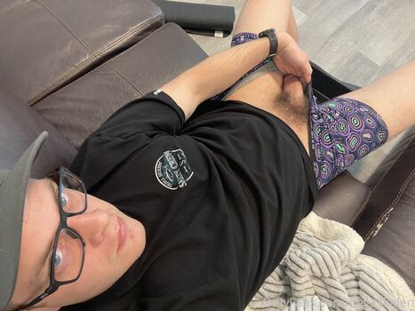 Full leaked Heyitskalen private photo