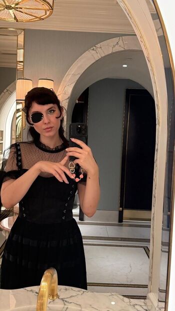 Full leaked Heymissteacher private photo