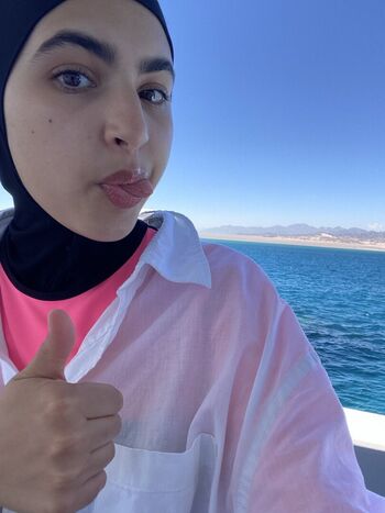 Full leaked Hijab on page private onlyfans photo