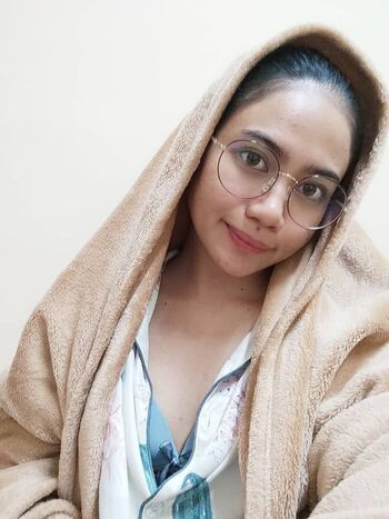 Full leaked Hijab on private onlyfans photo
