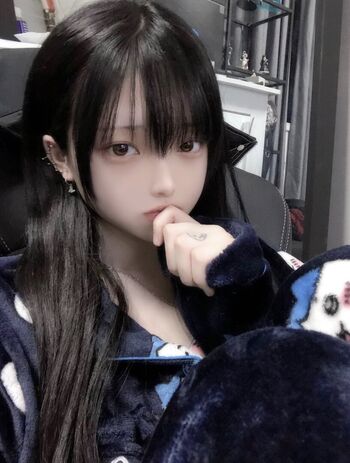 Full leaked Hiki cos page private photo