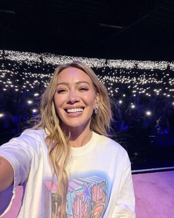 Full leaked Hilary duff private photo
