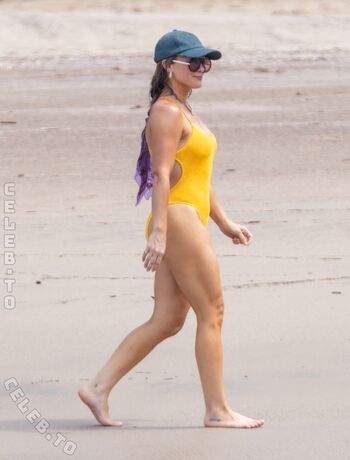 Full leaked Hillary duff private photo