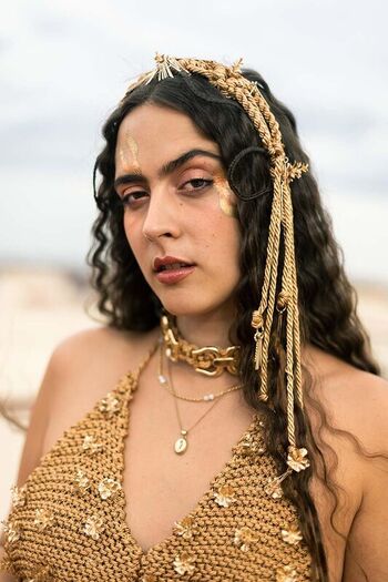 Full leaked Hinds private photo