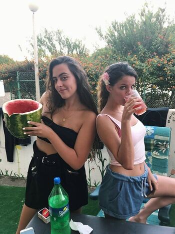 Full leaked Hinds private photo