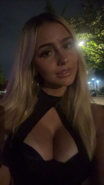 Full leaked Hippicam private photo