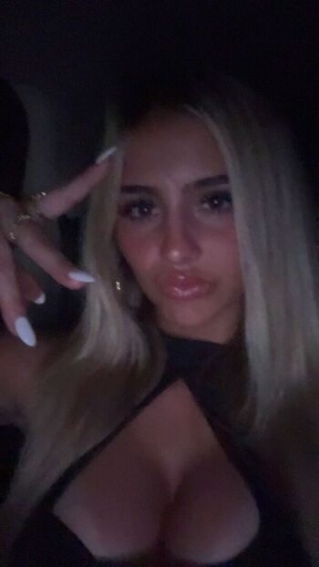 Full leaked Hippicam private photo