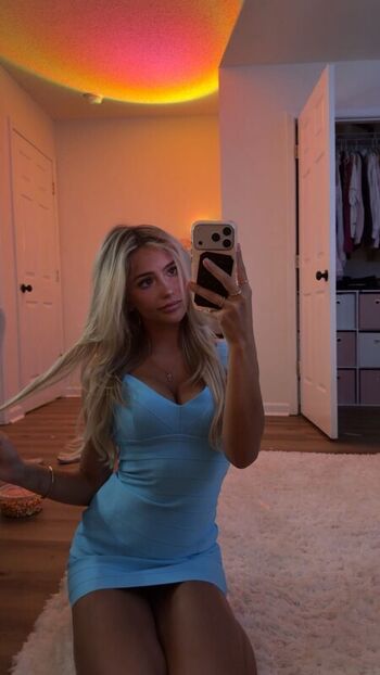 Full leaked Hippicam page private photo