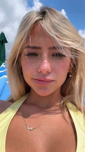 Full leaked Hippicam page private photo