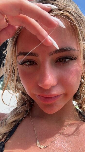 Full leaked Hippicam page private photo